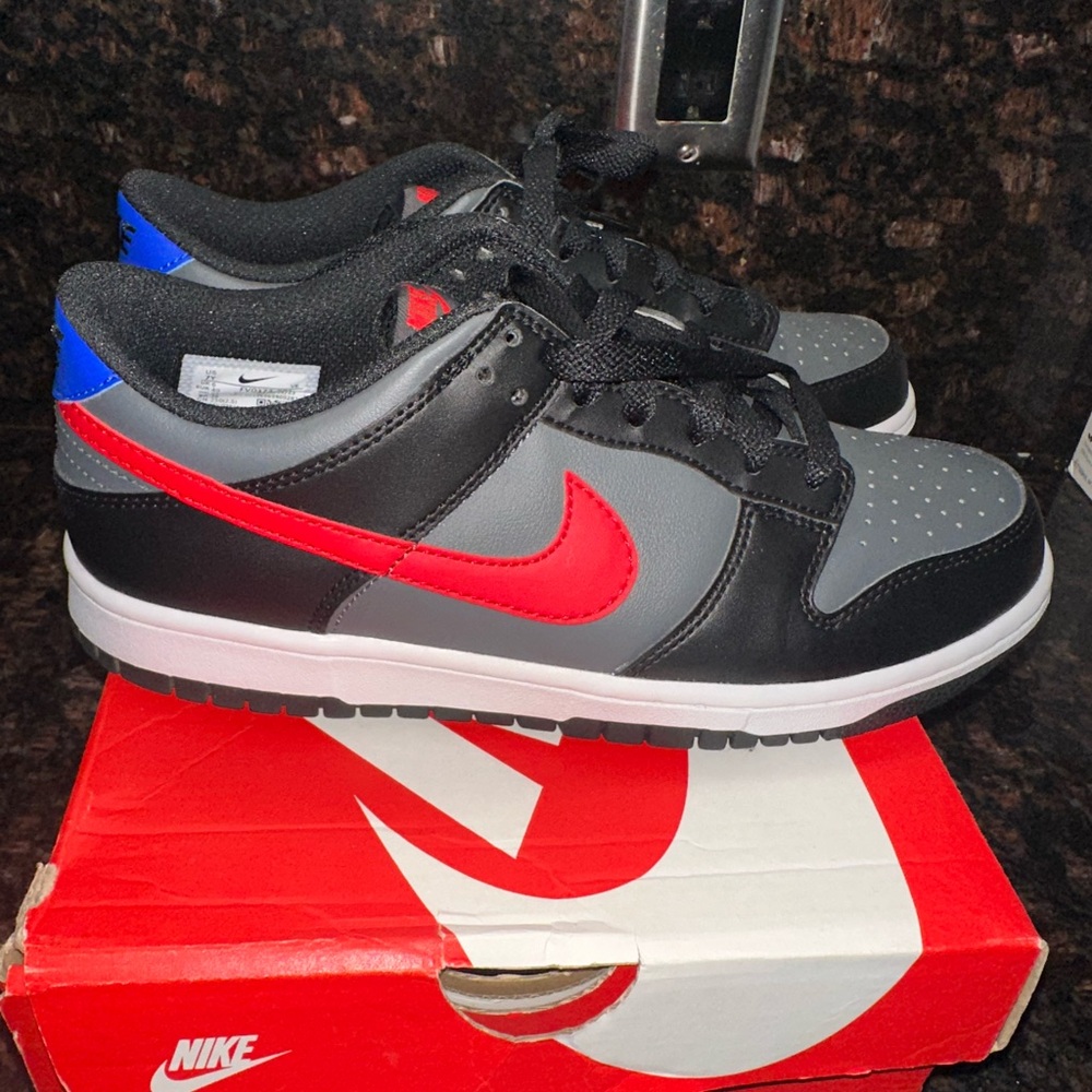 Nike New DUNK LOW GS BLACK / UNIVERSITY RED